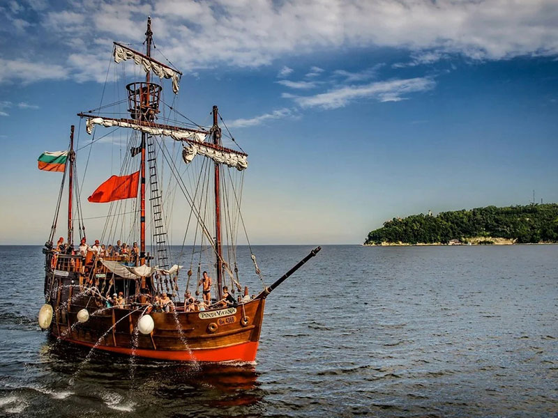 رحلة يخت بانورامية 