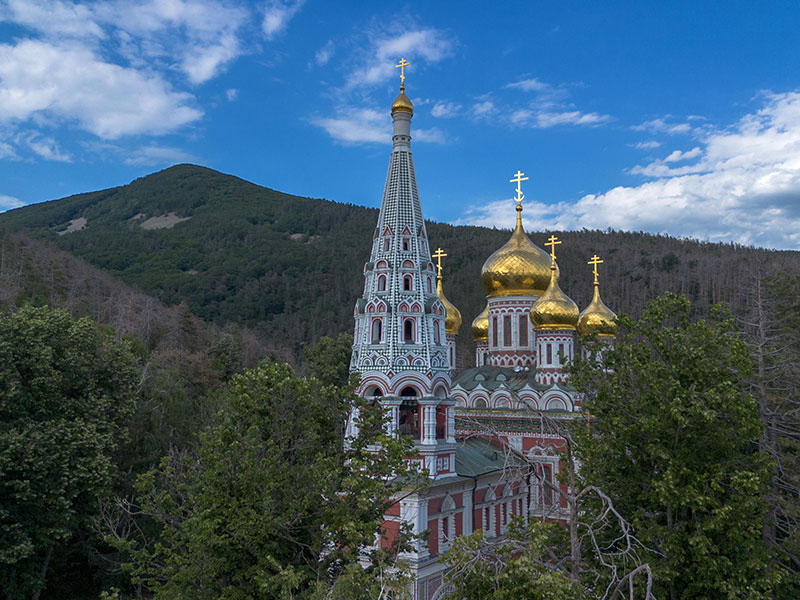 وادي الورود وملوك التراقيين – كازانلاك 