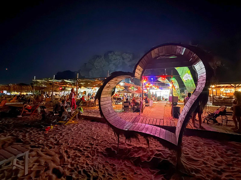 فارنا ليلاً – أمسية في المدينة